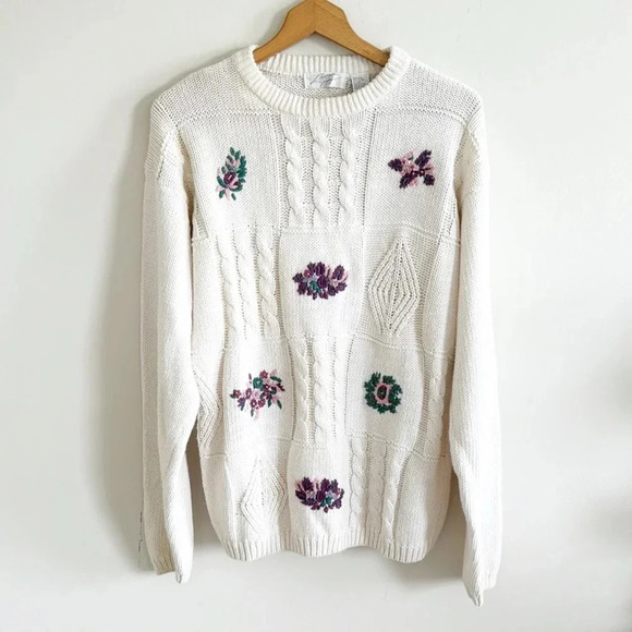 lauren grey Sweaters - Vintage 90s Lauren Grey cream floral crochet long sleeve oversized sweater large